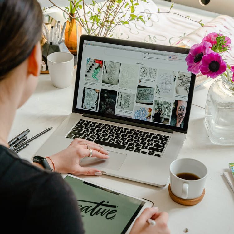 display a wide range of images and video of your business to highlight your business