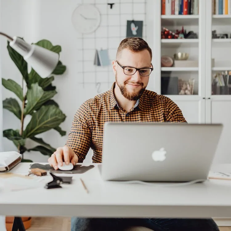 let people register for courses and events on time directly from your website